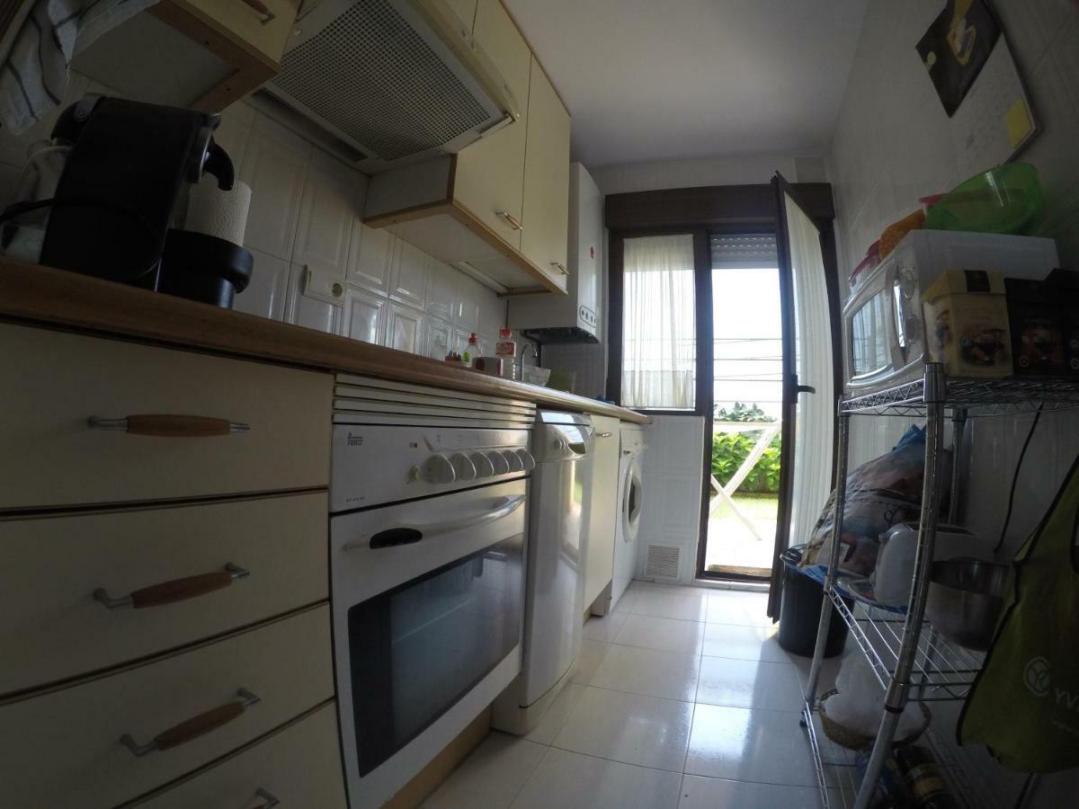 Casa De Las Flores - Apartamento Con Jardin Privado Frente A La Playa De 코밀라스 외부 사진